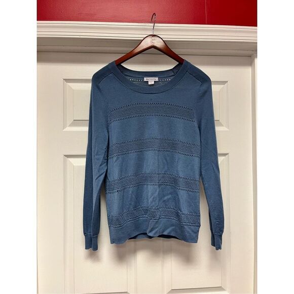 Athleta Pointelle Crew Neck Sweater Cottage Blue sz L EUC - Picture 3 of 8